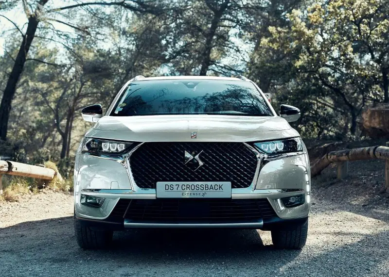 Ds7 Crossback E Tense 4x4 Exterior Interior Youtube
