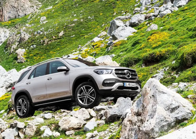 2020 Mercedes GLE 4X4 AWD SUV Review