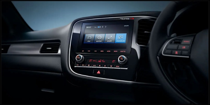 2020 Mitsubishi Outlander Interior Features