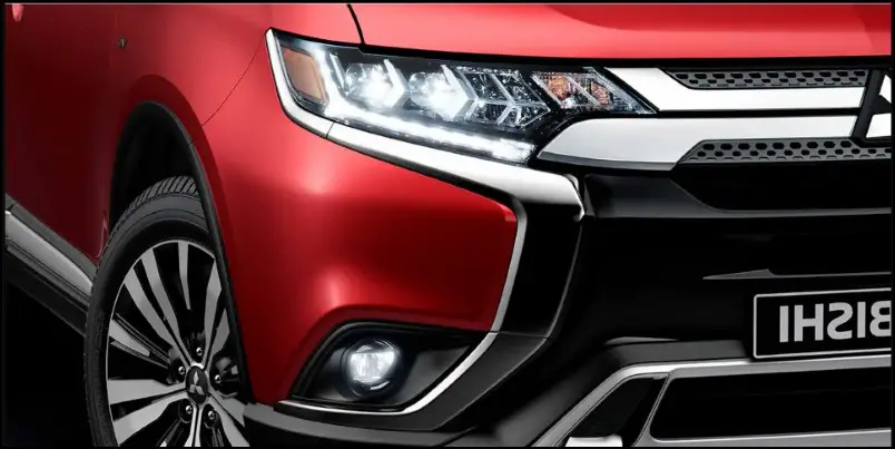 2020 Mitsubishi Outlander New Headlight design