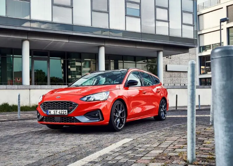 2020 Ford Focus ST Wagon Red Color