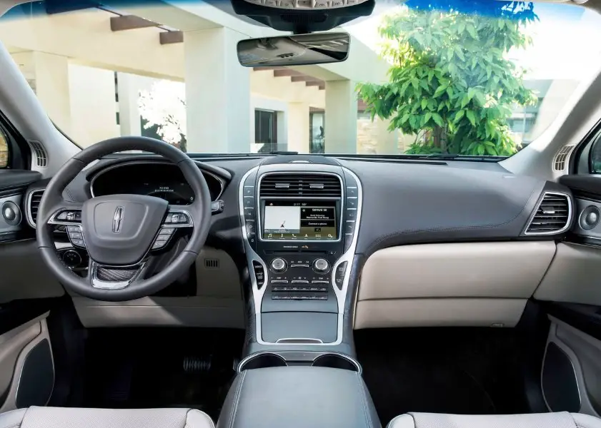 2020 Lincoln Nautilus Interior Features