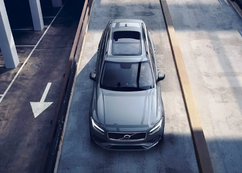2021 Volvo XC90 T5 Momentum Specs