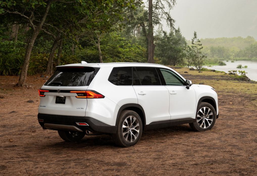 New Toyota Grand Highlander