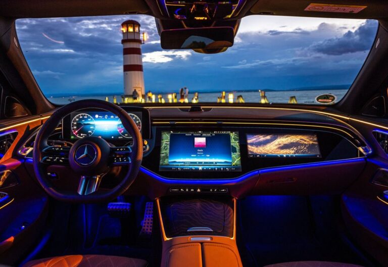 Mercedes E-Class Interior Blue Ambient Light